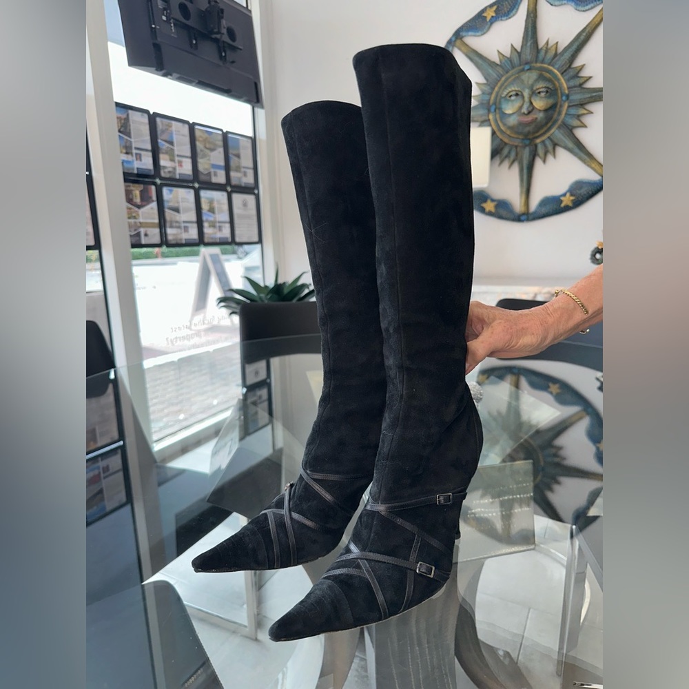 Black Suede Boots with Heel